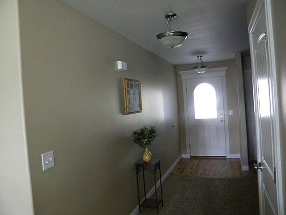 2nd image of 3675 Potomac Way