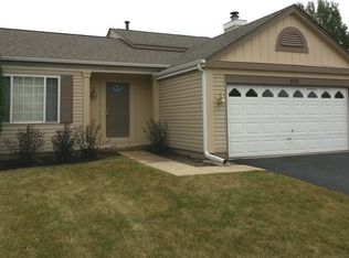 1175 Red Oak Trl, Aurora, IL 60506