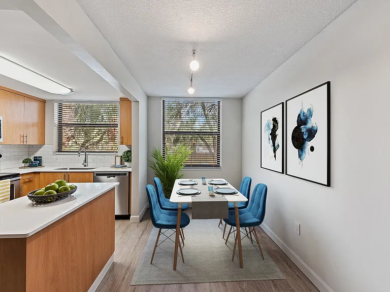Bull Run Apartments — Photo 3
