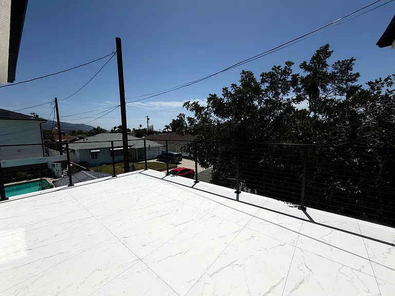 10834 Stagg St — Photo 9
