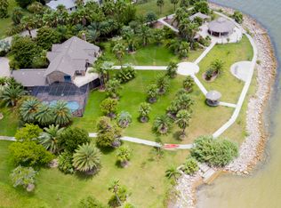 4514 Tharp Dr, Seabrook, TX 77586