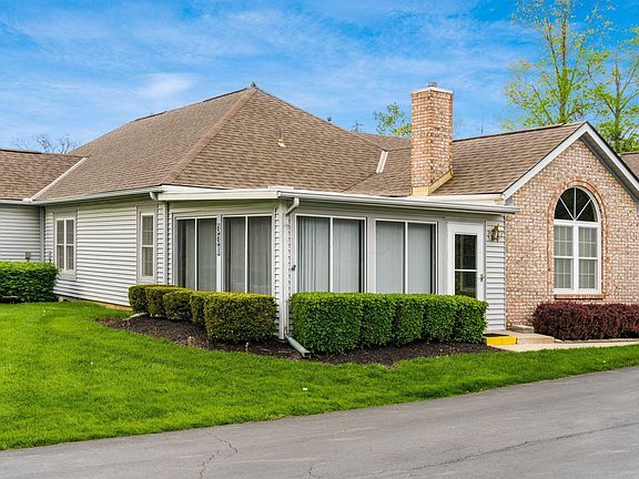 3rd image of 330 Villa Oaks Ln
