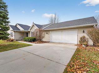 124 University Dr, Fond Du Lac, WI 54935