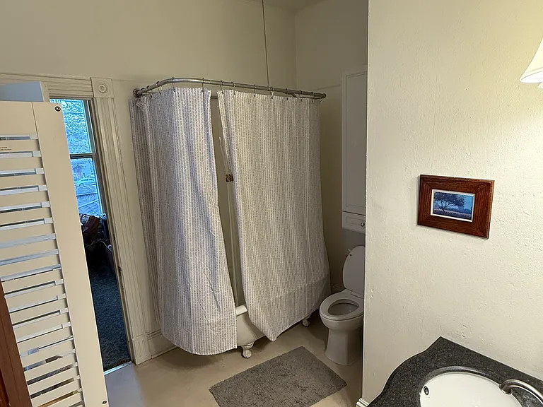 Bathroom, in-between bedrooms. Clawfoot Cast Iron Tub!