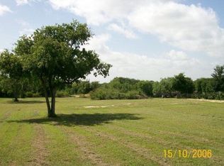125 Signal Hl, Seguin, TX 78155