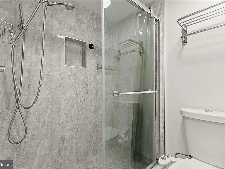 5500 Friendship Blvd #1823N — Photo 22