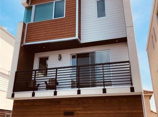 1966 Novus Pl, Costa Mesa, CA 92627