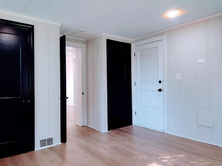 4204 Colonial Rd — Photo 18