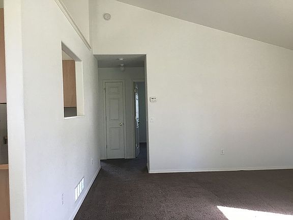 3rd image of 4204 Chelsea Dr