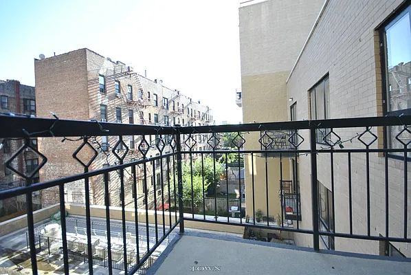 Rented by Town Residential | media 6