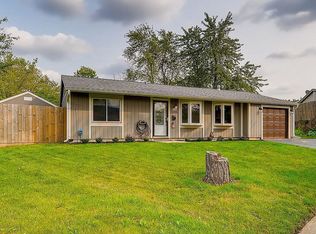 5553 Grant Ct, Hanover Park, IL 60133