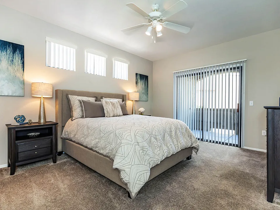 2c2 1140 SQFT 2 Bed 2 Bath