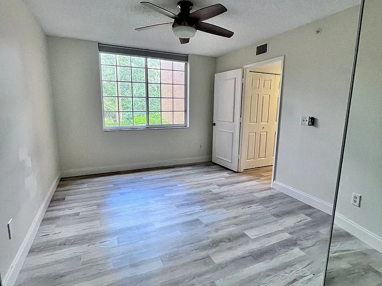 1220 Wildwood Lakes Blvd #108 — Photo 11