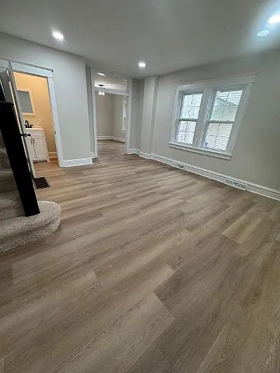 3 bed, 1.5 bath, 1224 sqft, $2,600 — Photo 3