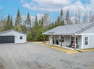 221 Wilsey Rd, Fredericton Junction, NB E5L 1W7
