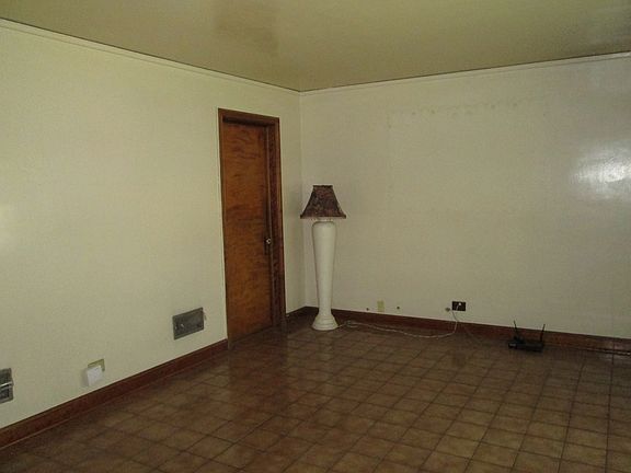 4th image of 8823 S Marshfield Ave