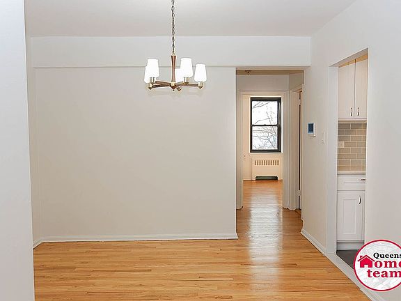 4th image of 32-25 88th St Unit D401
