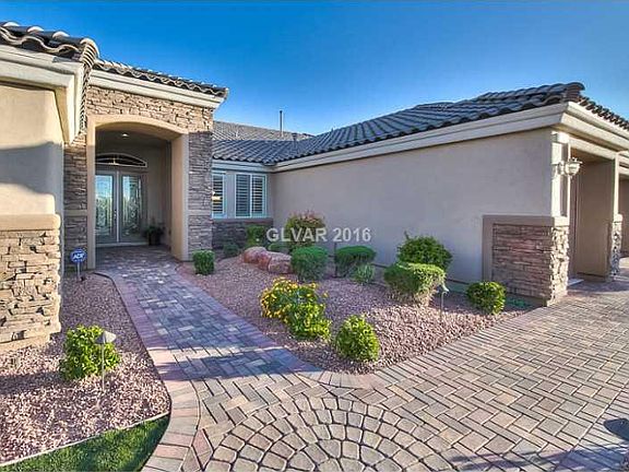 4th image of 383 Chaplin Cove Ave