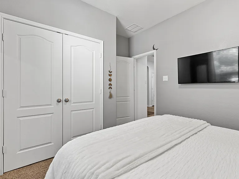 5817 Sardinia Dr — Photo 27