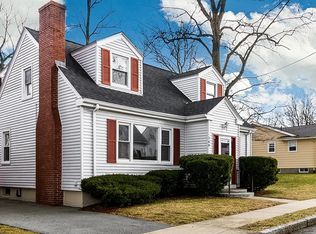 169 Oakland St, Fall River, MA 02720