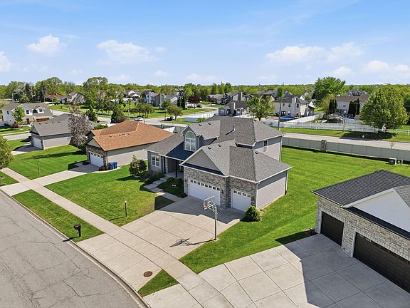 4th image of 2527 Tate Dr