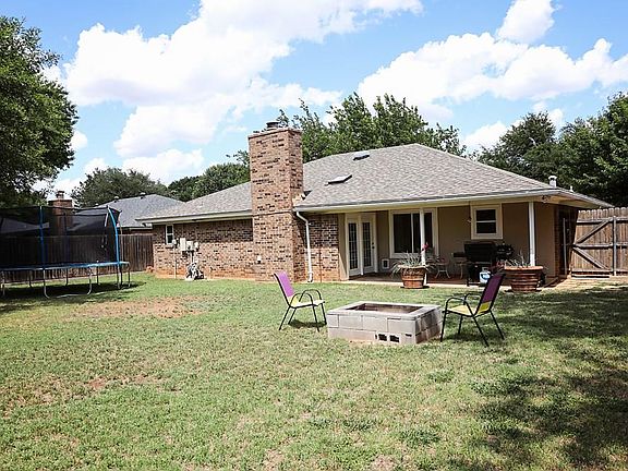 3rd image of 5234 Deerwood Ln