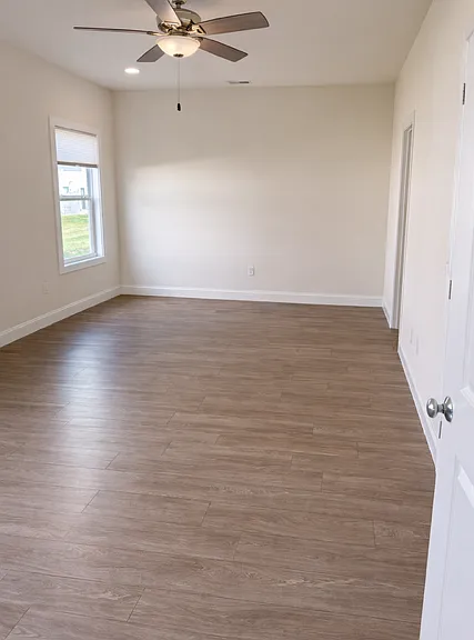 21 Longbranch Dr — Photo 15