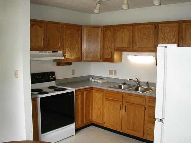 2nd image of 2320 E Finley Ave