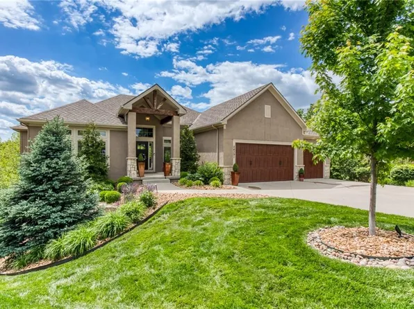 24391 W 116th Ct, Olathe, KS 66061