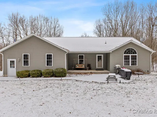 1020 Joshua Dr, Sheridan, MI 48884