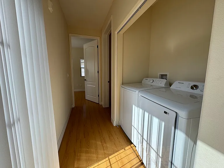 727 S Stoneman Ave #B — Photo 19