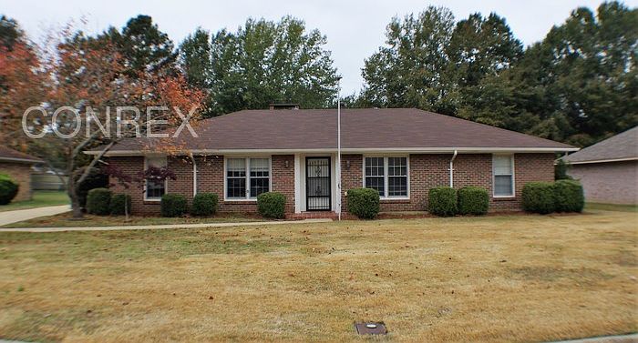 1st image of 212 Melanie Dr