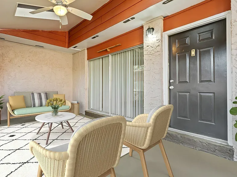 Madison Pointe — Photo 11
