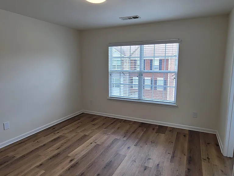 2228 Landing Ridge Dr — Photo 22