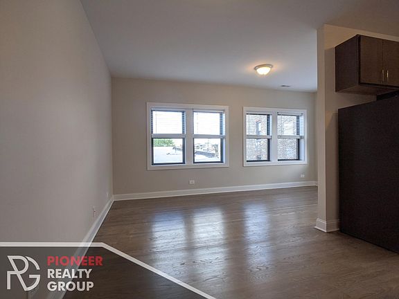 4th image of 3407 W Fullerton Ave #3
