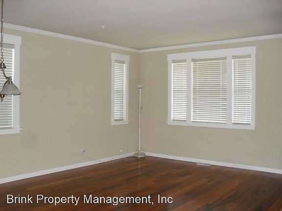 5th image of 11316 SE 71st Pl