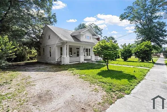 3 bed, 1590 sqft, $2,000 — Photo 3