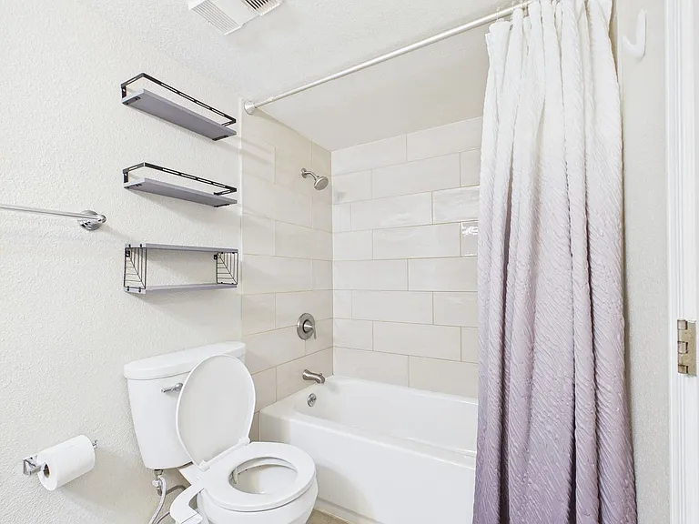 3420 W Danbury Dr #C203 — Photo 9