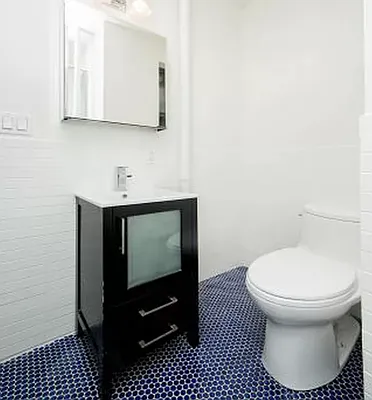 Rented by Avenues Real Estate | media 12