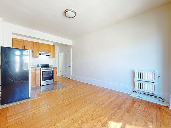 4th image of 1060 Bush St APT 408