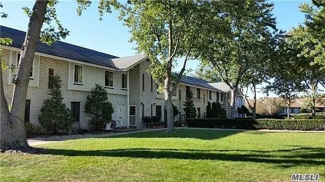 1st image of 16 Boulder Ct