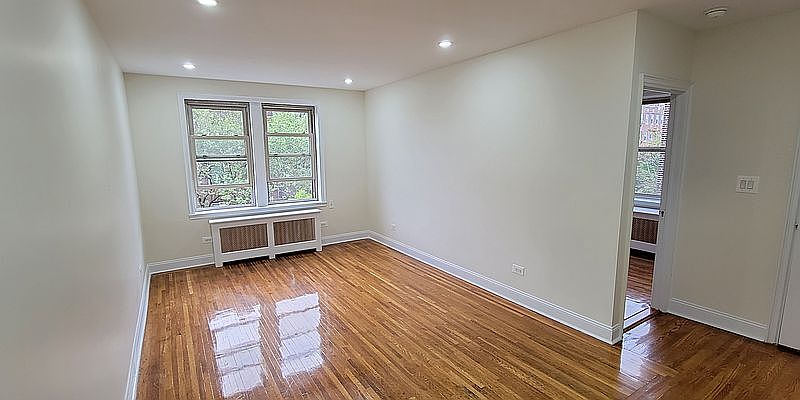 1st image of 48-25 43rd St APT 5E