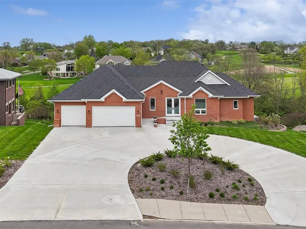 1863 Glen Oaks Dr, West Des Moines, IA 50266