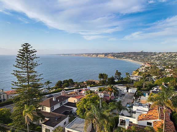 Stunning location close to the Village and Shores!