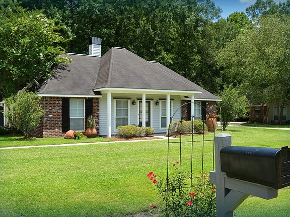 3rd image of 32586 Madeline Dr