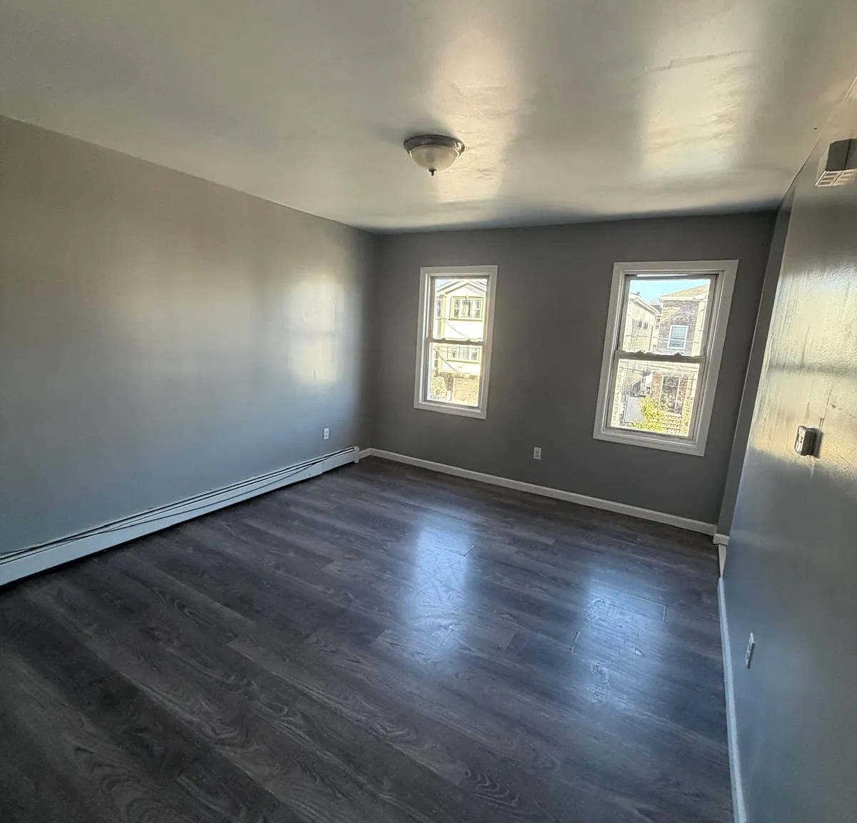 2 bed, 1350 sqft, $2,100 — Photo 2