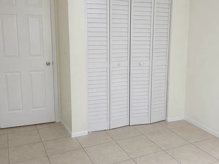 2047 NW 56th Ave #35 — Photo 5