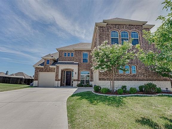 2nd image of 603 Amelia Ct