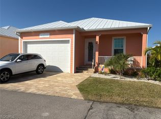 3067 Trawler Ln, Saint James City, FL 33956