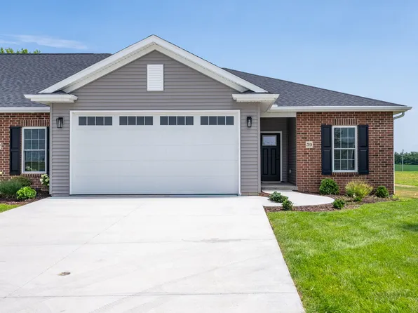 39 Frank Ct, Le Claire, IA 52753